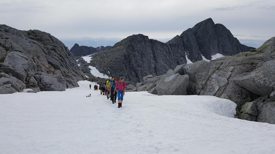 Mellom Kvasstinden og Tvillingtinden