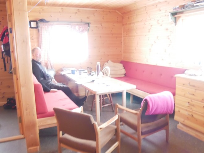 AB46AD78-F078-428C-859D-7EE81ACCA13E