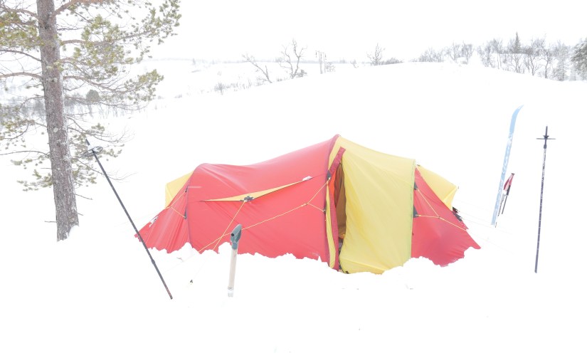 Dag 43: Fra vått telt i Killingdalen til varm hytte ved&nbsp;Riasten