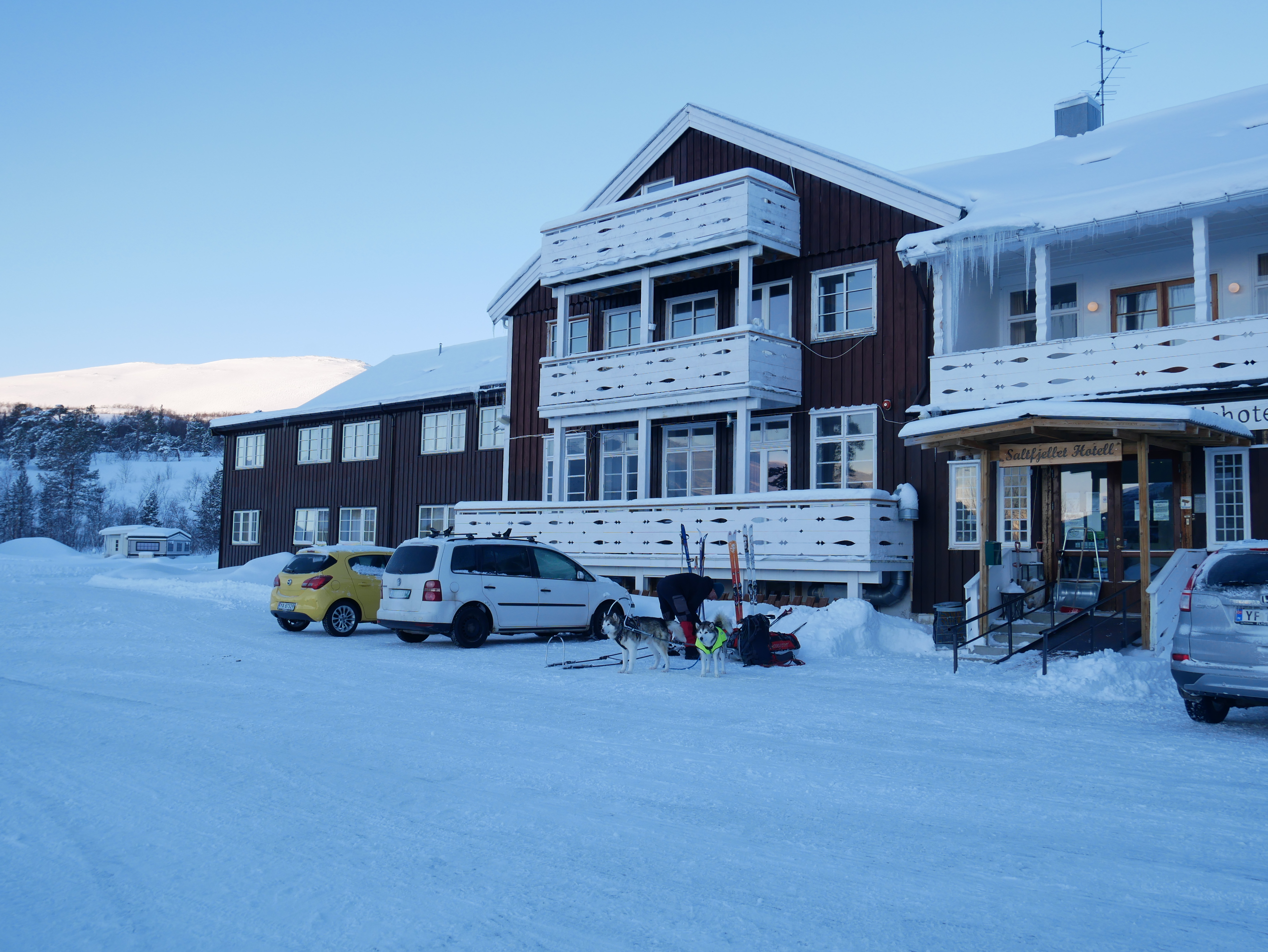 1DC839EF-6DAE-4701-9404-DEE19425E07E