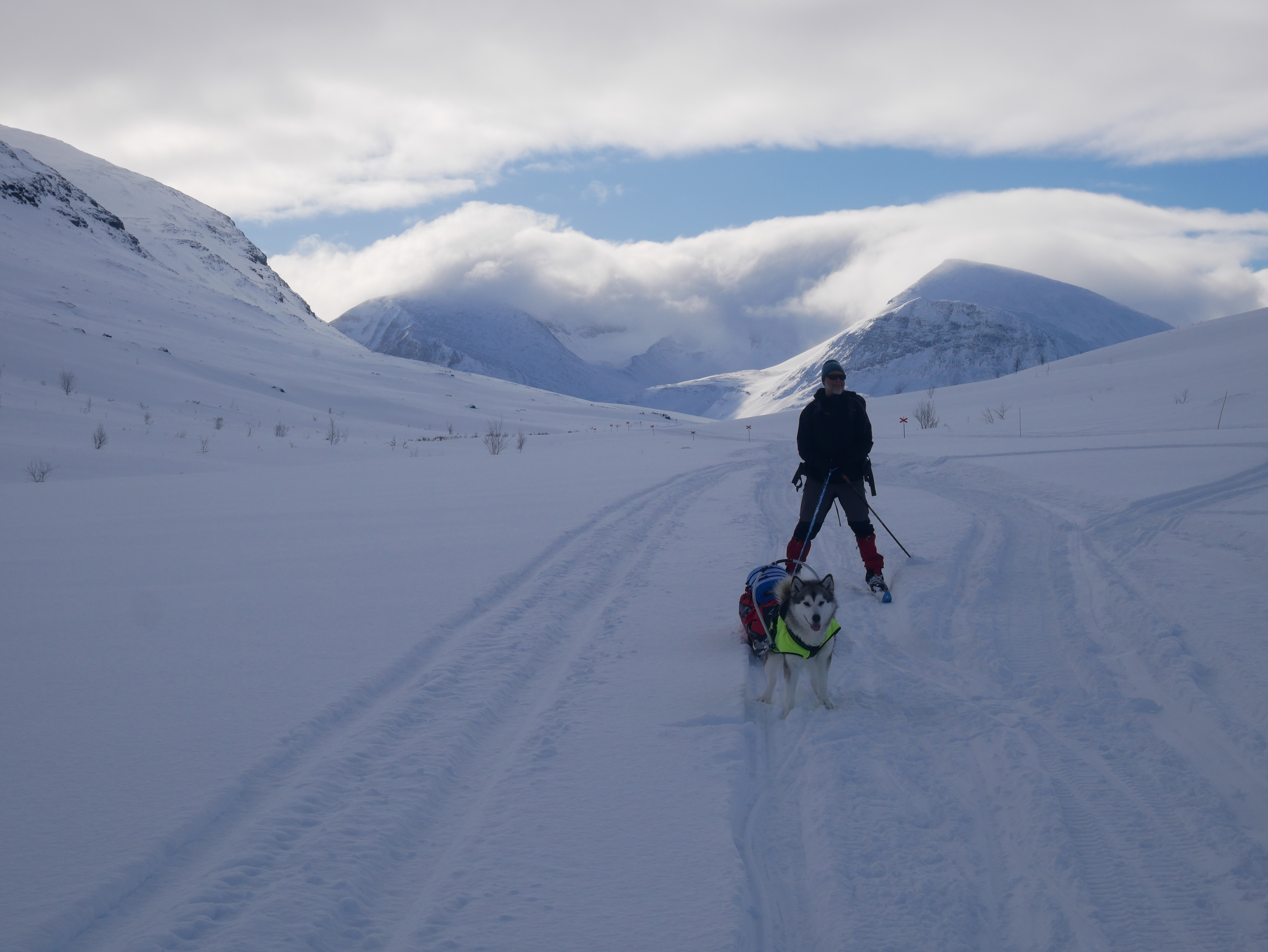 AC3869E7-79B0-432A-8FE4-EDBFCC7723A8