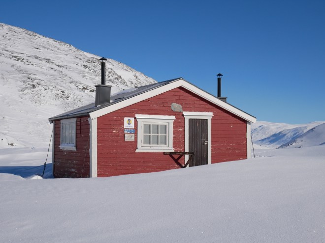 B3FA5B37-0A70-43E8-BE12-887731D06DA8