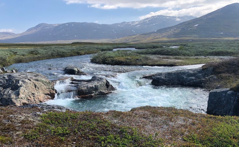 E1 dag 43: Elve dramatikk på tur fra Cunojavrre til&nbsp;Gautelisvatnet.